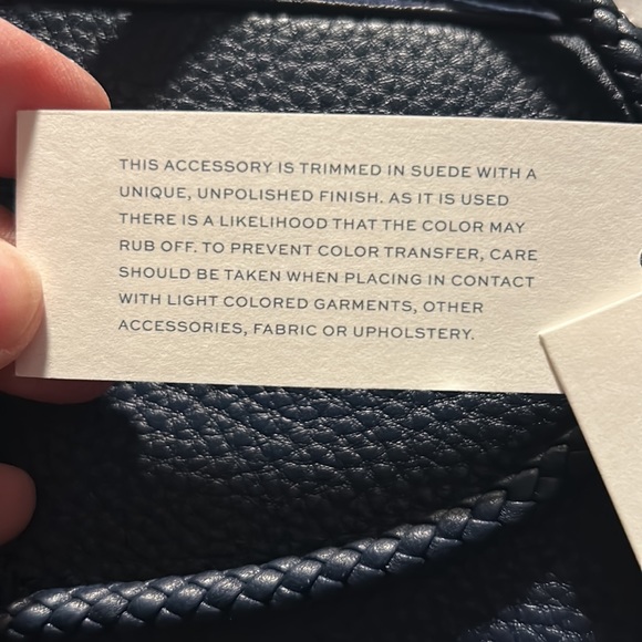 Tory Burch Taylor crossbody camera bag. - Picture 8 of 8